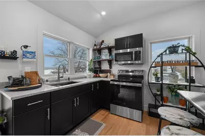 97 Eustis Avenue #2, Newport, RI 02840 - Photo 9