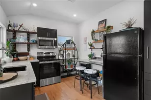 97 Eustis Ave, Newport, RI 02840 - Photo 11