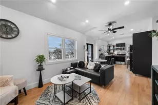 97 Eustis Ave, Newport, RI 02840 - Photo 5