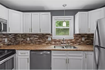 9 Emelia Street, Johnston, RI 02919 - Photo 5
