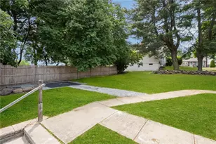 9 Emelia St, Johnston, RI 02919 - Photo 3