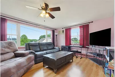 102 Grace Avenue, Woonsocket, RI 02895 - Photo 9