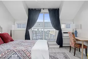 26 W Narragansett Ave, Newport, RI 02840 - Photo 11