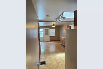 52 Kenway Avenue, Warwick, RI 02889 - Photo 9