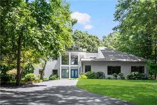 29 Dennell Dr, Lincoln, RI 02865 - Photo 1