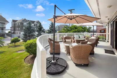 551 Thames Street #H3, H4, H5, Newport, RI 02840 - Photo 17