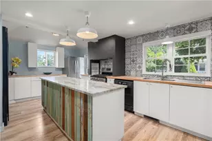 421 Pequot Ave, Warwick, RI 02889 - Photo 11