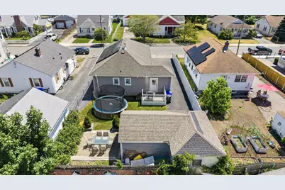 116 Saratoga Avenue, Pawtucket, RI 02861 - Photo 33