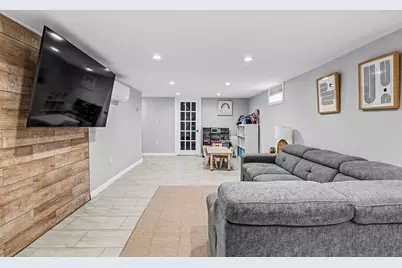 116 Saratoga Avenue, Pawtucket, RI 02861 - Photo 23