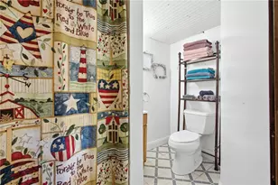 55 Edison St, Warwick, RI 02889 - Photo 21