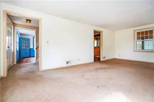69 Douglas Rd, Warwick, RI 02886 - Photo 29