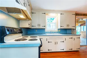 69 Douglas Rd, Warwick, RI 02886 - Photo 15