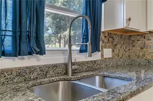 83 Valente Dr, Cranston, RI 02920 - Photo 5