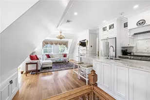 541 Bellevue Ave, Newport, RI 02840 - Photo 3