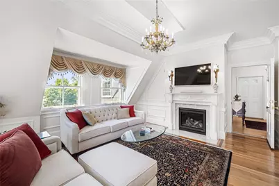 541 Bellevue Avenue #5, Newport, RI 02840 - Photo 7