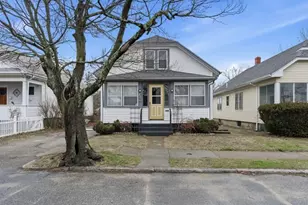 44 Holburn Ave, Cranston, RI 02910 - Photo 1