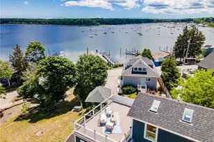 62 John Wickes Ave, Warwick, RI 02818 - Photo 3