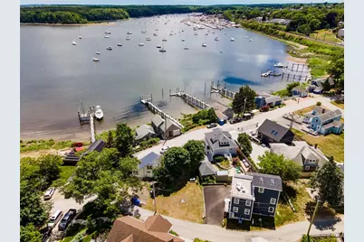 62 John Wickes Avenue, Warwick, RI 02818 - Photo 33