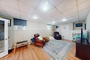 38 Vanstone Ave, Warwick, RI 02889 - Photo 23
