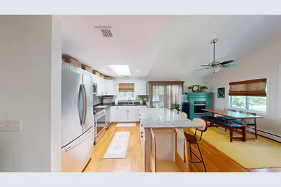38 Vanstone Avenue, Warwick, RI 02889 - Photo 7