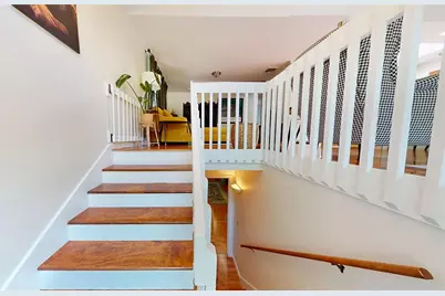 38 Vanstone Avenue, Warwick, RI 02889 - Photo 3