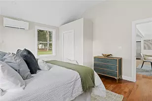 18 Pevear Ave, Warwick, RI 02886 - Photo 17