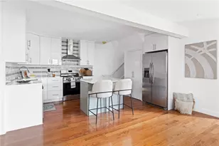 18 Pevear Ave, Warwick, RI 02886 - Photo 9