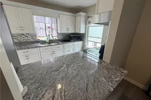 324 Dudley St, Providence, RI 02907 - Photo 9