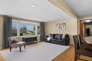 203 Garden Hills Dr, Cranston, RI 02920 - Photo 15