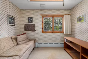 856 N Main Rd, Jamestown, RI 02835 - Photo 25