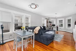 21 Waverly St, Providence, RI 02907 - Photo 5