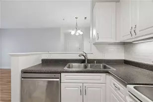 84 Mill St, Woonsocket, RI 02895 - Photo 7
