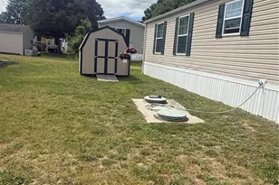 25 Krzak Rd, North Kingstown, RI 02852 - Photo 3