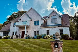 13 W Butterfly Way, Lincoln, RI 02865 - Photo 3