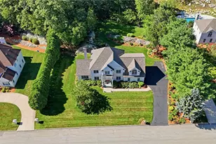 13 W Butterfly Way, Lincoln, RI 02865 - Photo 5