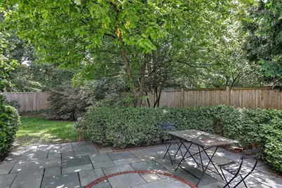 102 Prospect Street, Providence, RI 02906 - Photo 9