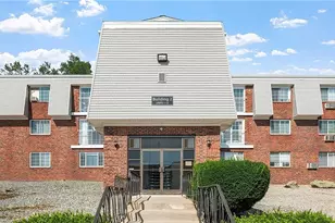 300 Smithfield Rd, North Providence, RI 02904 - Photo 13