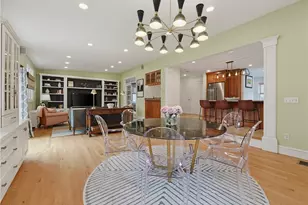 25 Tryon Ave, East Providence, RI 02916 - Photo 9