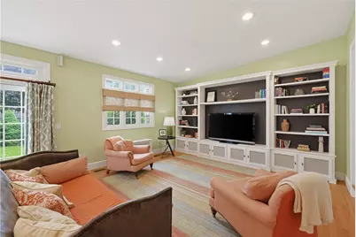 25 Tryon Avenue, East Providence, RI 02916 - Photo 13