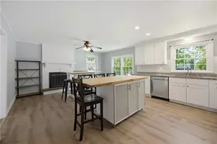 34 Foxhill Ave, Bristol, RI 02809 - Photo 17