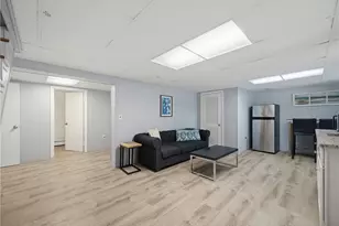 34 Foxhill Ave, Bristol, RI 02809 - Photo 31