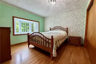 328 Rhodes Ave, Woonsocket, RI 02895 - Photo 13