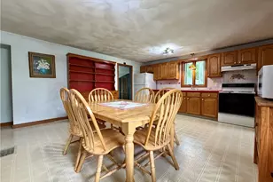328 Rhodes Ave, Woonsocket, RI 02895 - Photo 7
