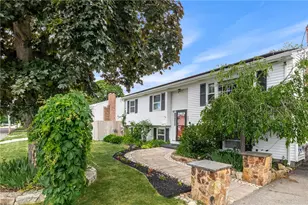 265 Asylum Rd, Warwick, RI 02886 - Photo 1