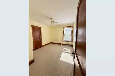 133 Oakland Avenue, Pawtucket, RI 02861 - Photo 15