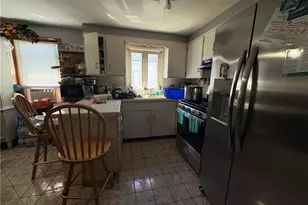 64 Dresser St, Providence, RI 02909 - Photo 7