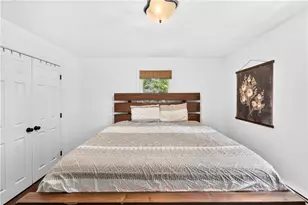 12 Briar Hill Dr, Cranston, RI 02921 - Photo 11