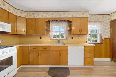 463 Power Road, Pawtucket, RI 02860 - Photo 7