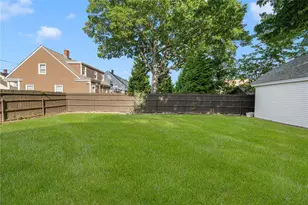 463 Power Rd, Pawtucket, RI 02860 - Photo 33