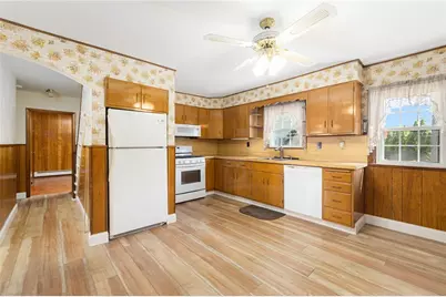463 Power Road, Pawtucket, RI 02860 - Photo 5
